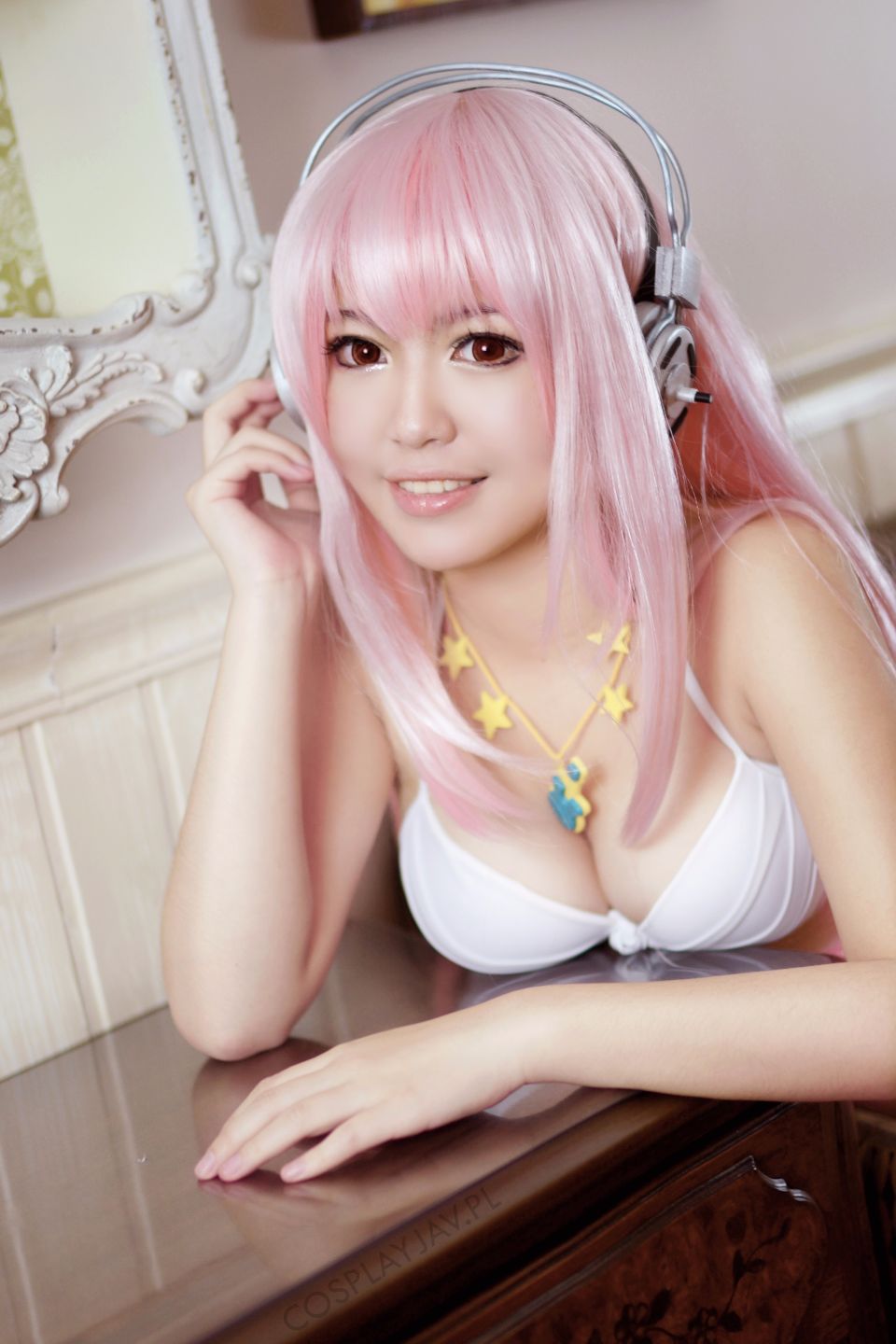 Kyan Rina: Super Sonico – The Pure White Bikini [25P]