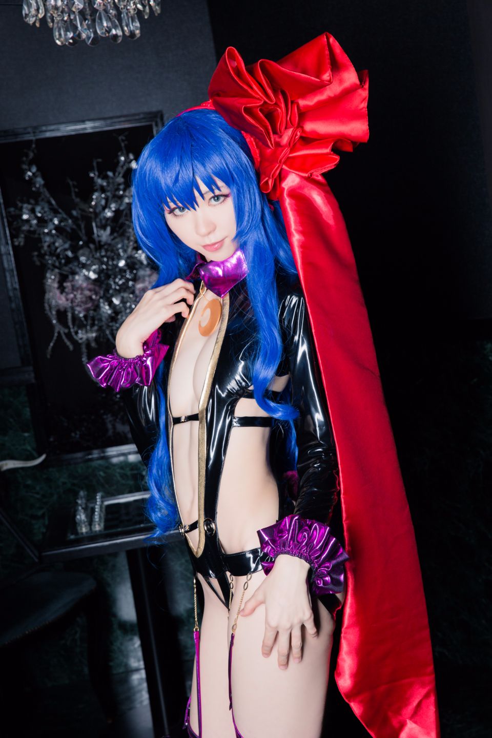 Mikehouse: La petite servante diabolique – Marie Rose Vinyl Ver. [152P]