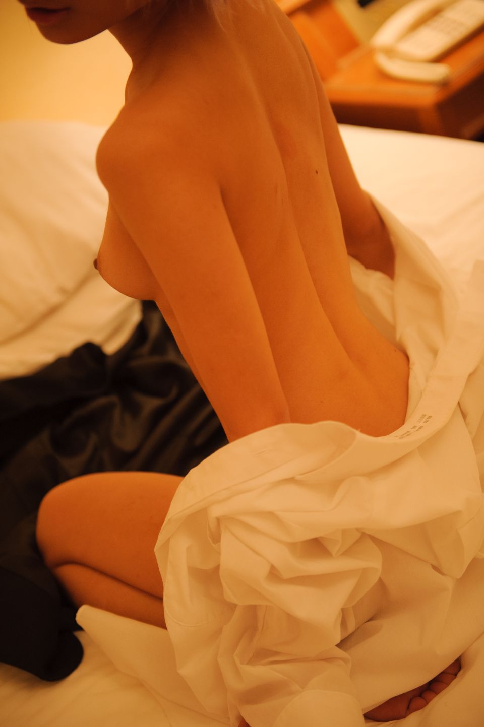 Pinky Web DL 061 – The Aesthetics of Oil & Curves [1135P]