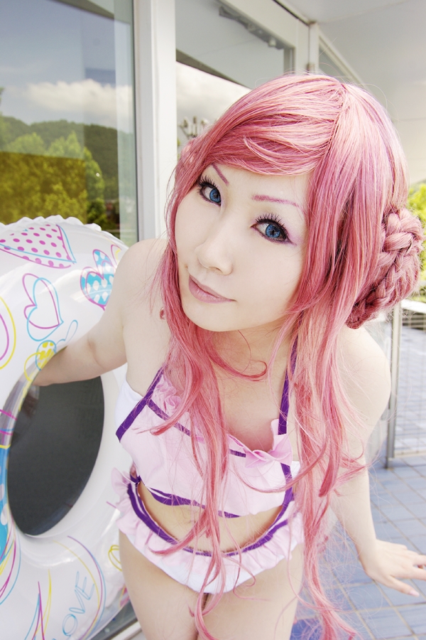 The Aquatic Dream – Water Lily Featuring Eufe [57P]