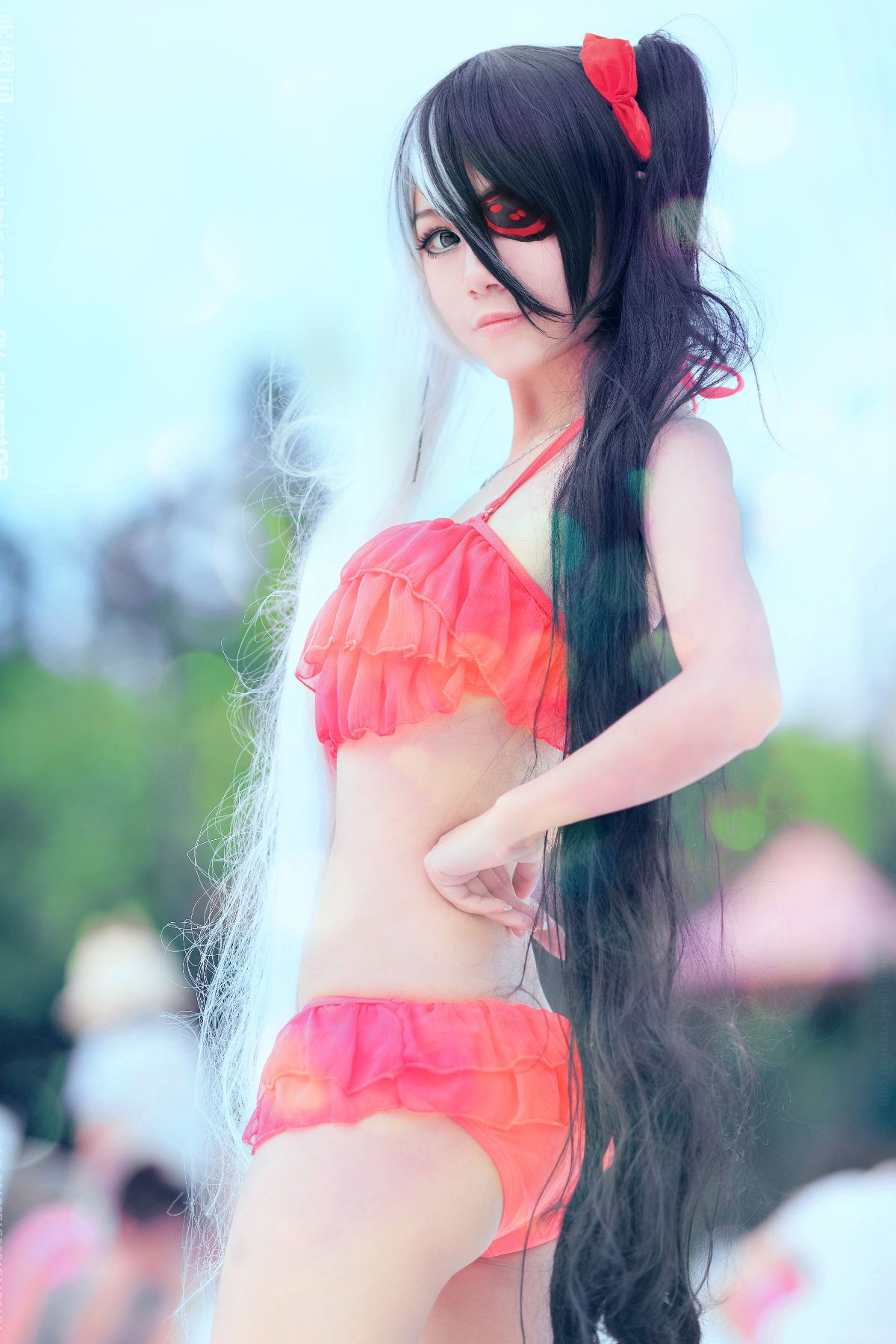 The Holy Maiden’s Radiance – Misa Jeanne Cosplay [40P]